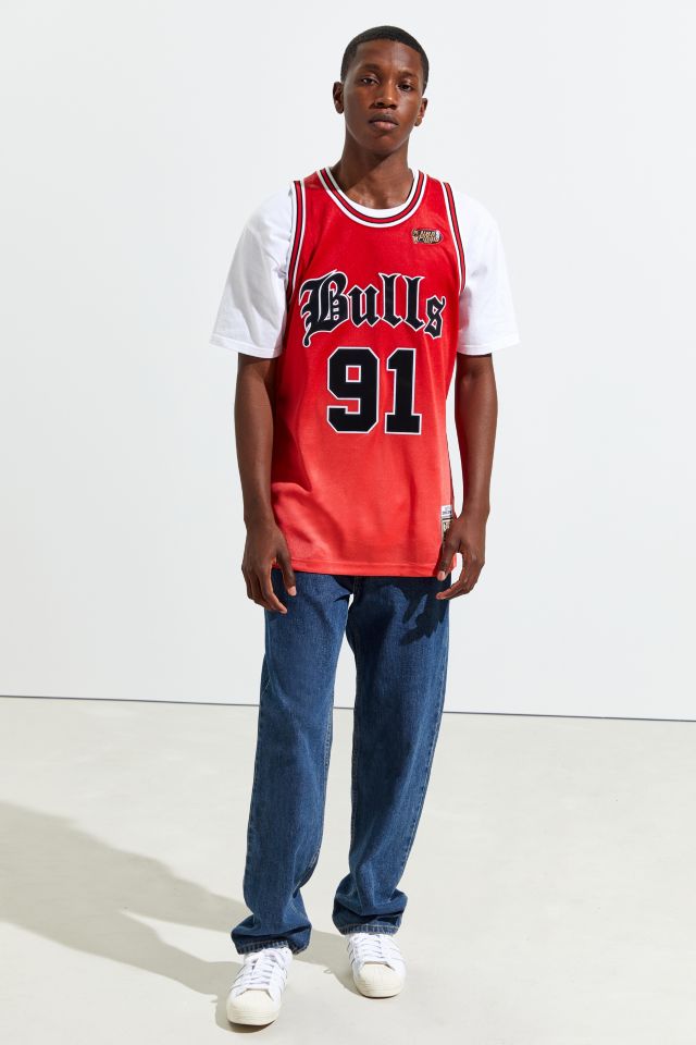 Mitchell & Ness Old English Chicago Bulls Dennis Rodman Basketball Jersey #2