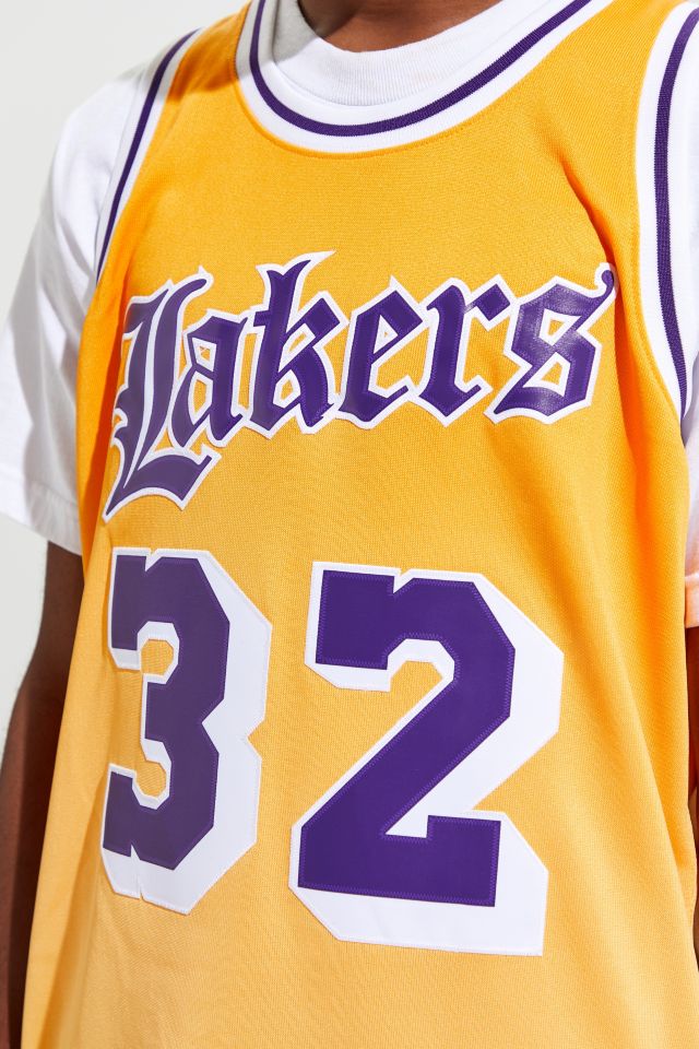 Lakers old sales english jersey