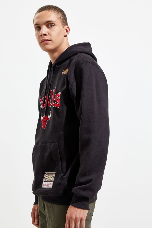 Urban Outfitters Mitchell & Ness New York Yankees Hoodie Sweatshirt