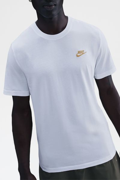Nike Sportswear Club Tee