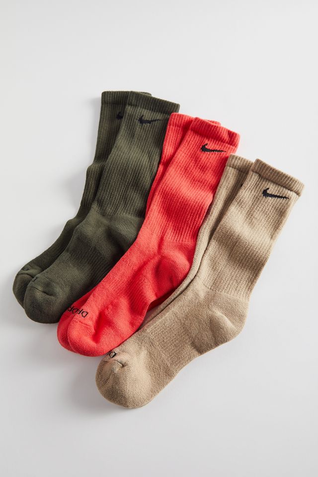 Colourful nike hot sale socks