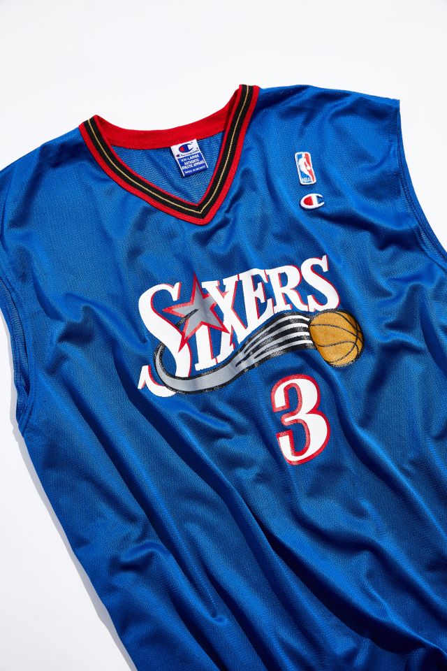 Throwback (XL) Allen Iverson Philadelphia 76ers Jersey for Sale in Raleigh,  NC - OfferUp