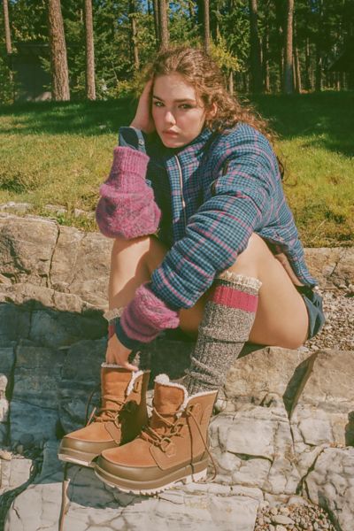 naturalizer jessie boot
