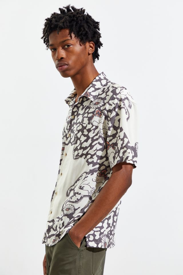 UO Frog Clash Rayon Short Sleeve Button-Down Shirt #4