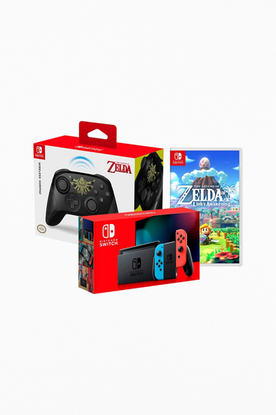 Nintendo Switch Console, Case And Legend Of Zelda: Link’s Awakening ...