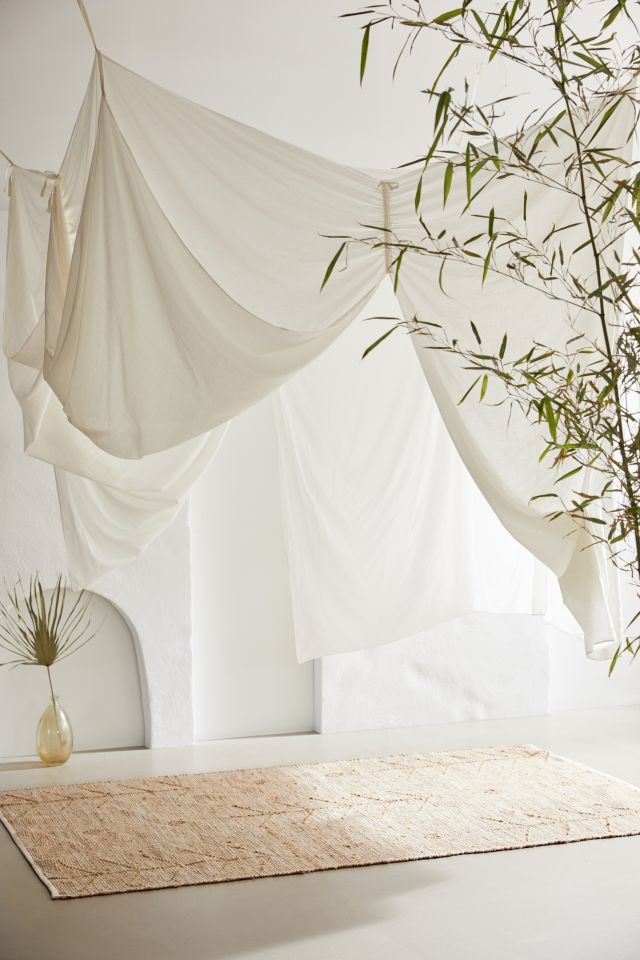 Tessie Canopy #1