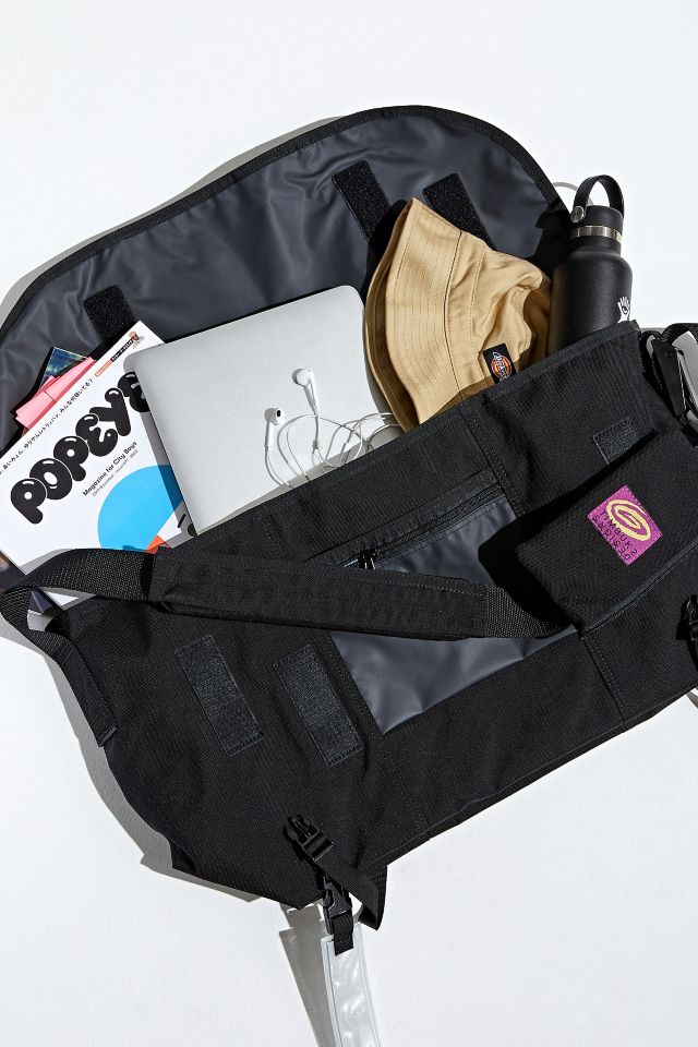 Timbuk2 Re-Issued Classic Messenger Bag | Urban Outfitters