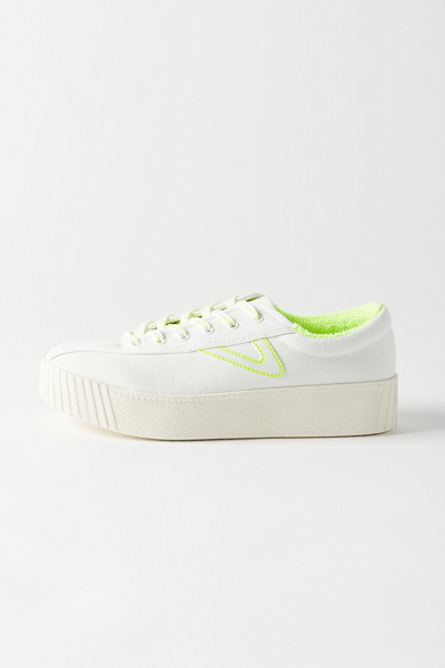 tretorn bold platform sneaker