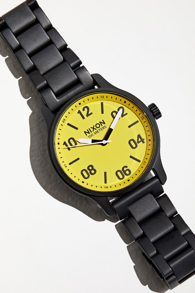 Nixon shop patrol watch