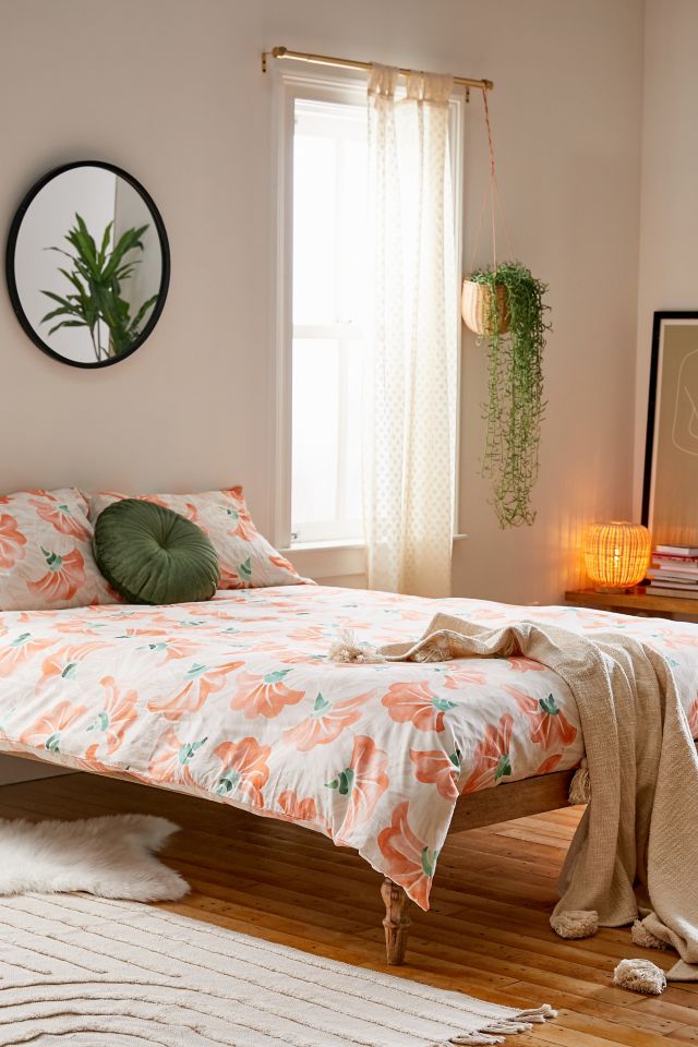 Loe Duvet Cover | Urban Outfitters