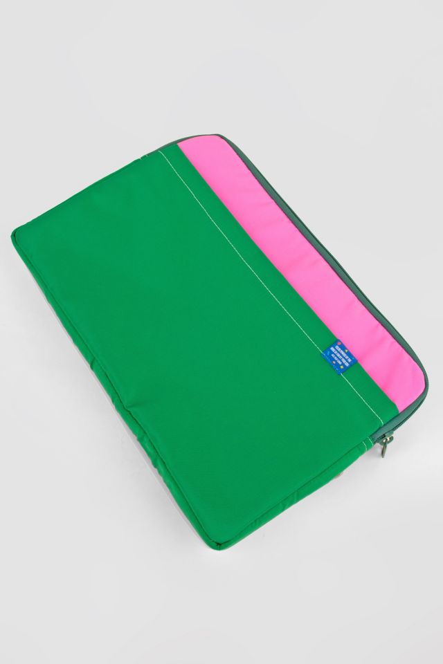 Urban outfitters macbook outlet case