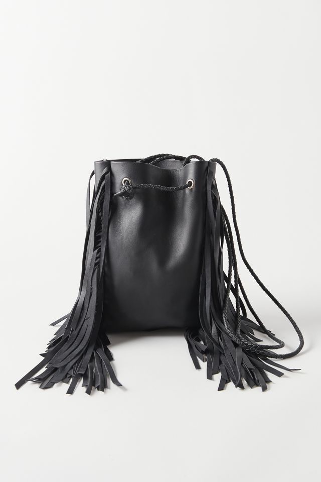 UO Harper Leather Fringe Bucket Bag | Urban Outfitters