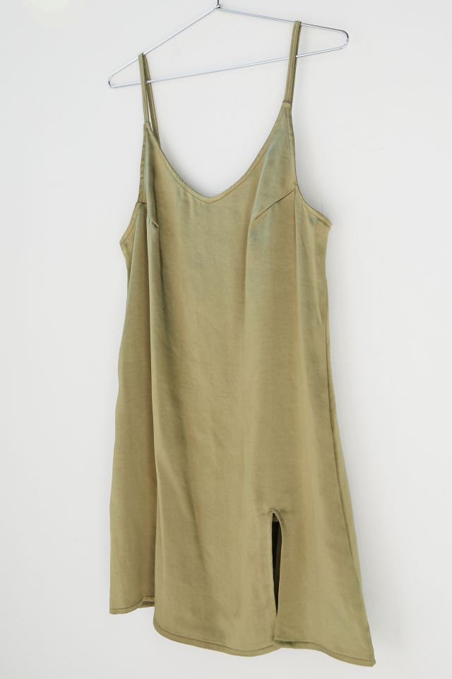 Robe Mini Glissante en Satin Emilia de Motel #2