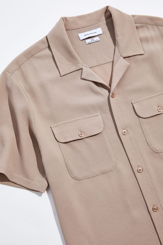 UO Textured Short Sleeve Button-Down Shirt  #2