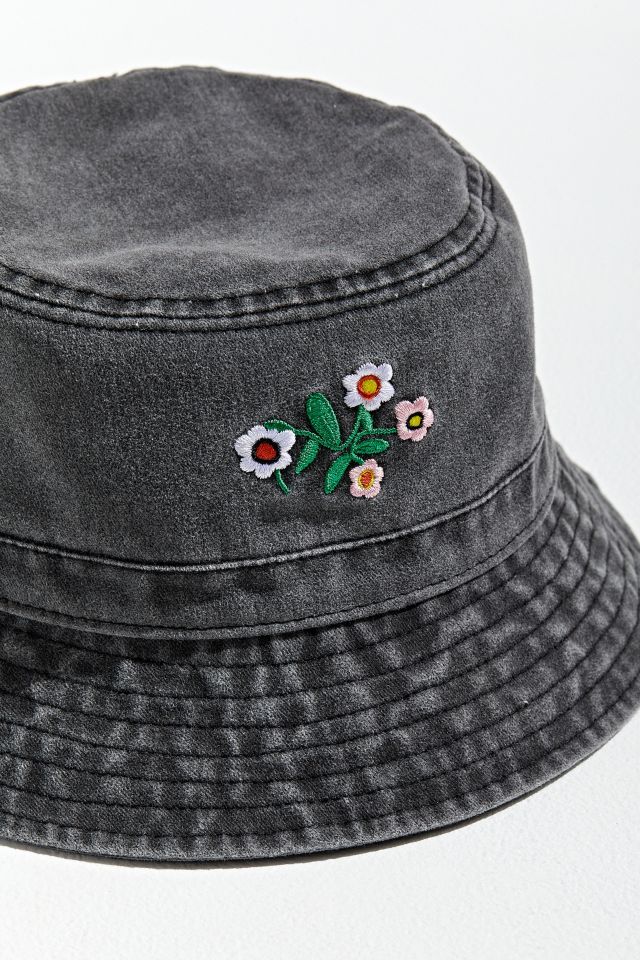 Embroidered Floral Bucket Hat