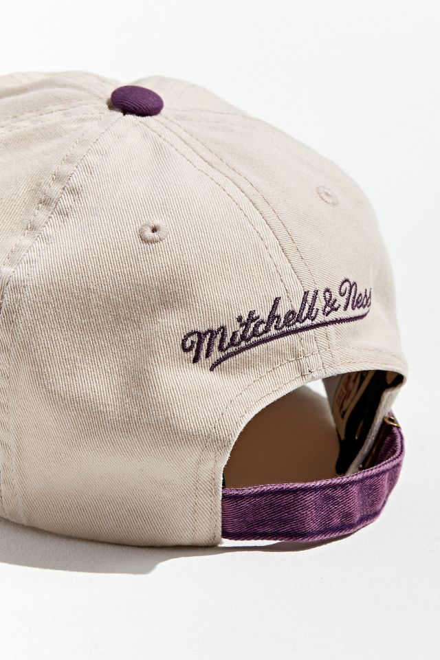 Mitchell & Ness UO Exclusive LA Lakers Back To Back Champs Baseball Hat #3