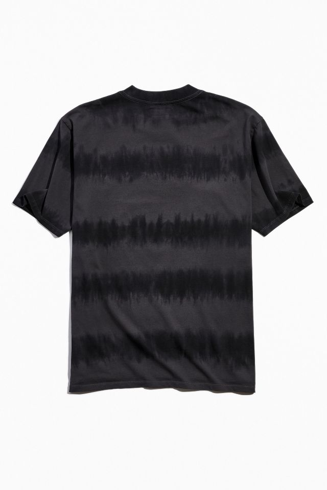 T-shirt avec grosses rayures teint par nœuds GUESS, exclusivité UO #3