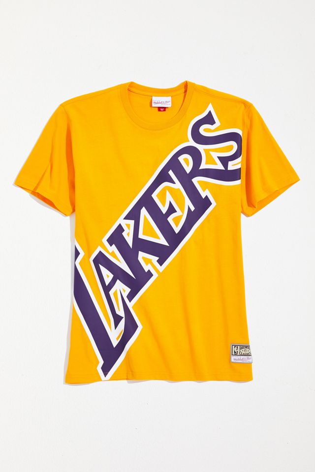 Mitchell Ness Big Face Los Angeles Lakers Tee Urban Outfitters