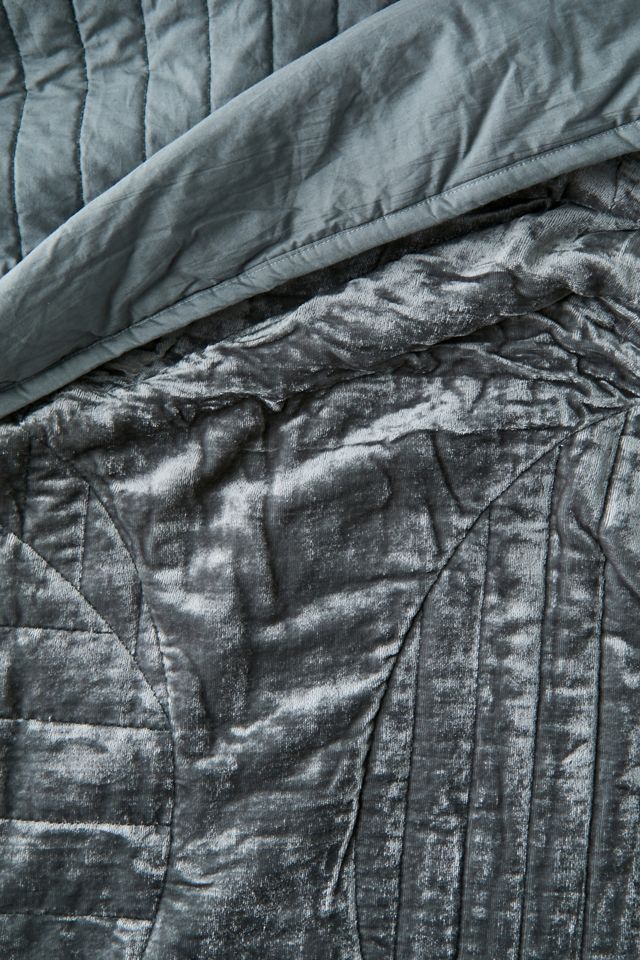 Pepa Lunar Velvet Quilt #2