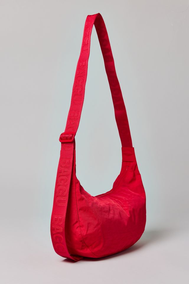【完売必至】Urban Outfitters限定色 Medium Nylon Crescent Bag BAGGU UO Exclusive Deadstock Medium Nylon Crescent Bag
