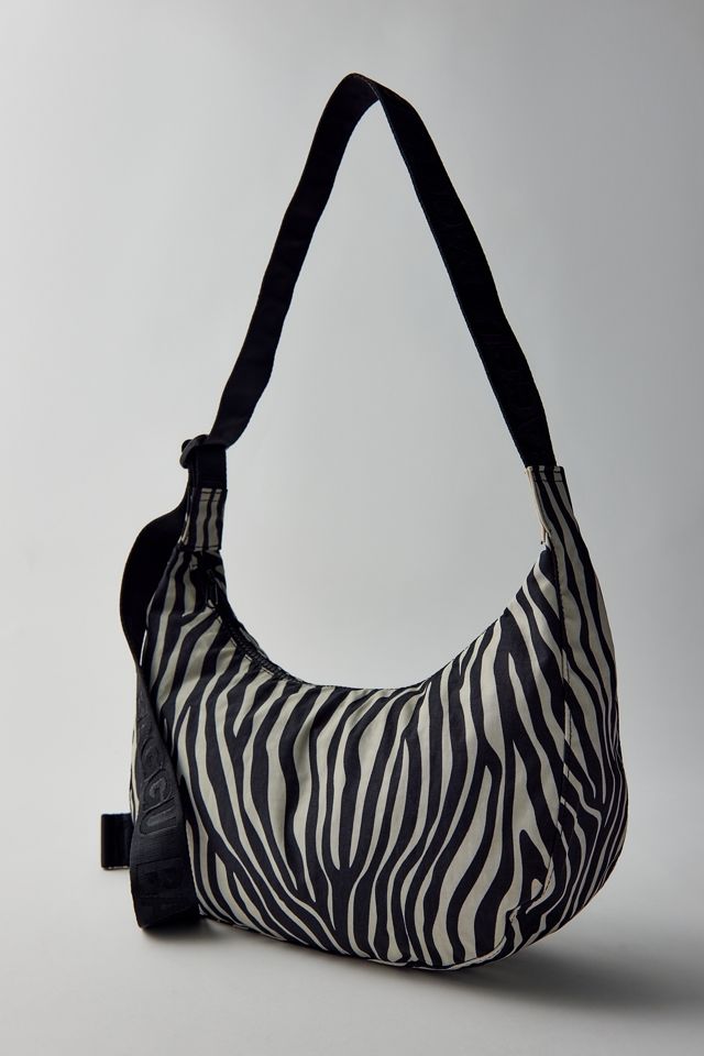 Sac Croissant Moyen en Nylon BAGGU #1