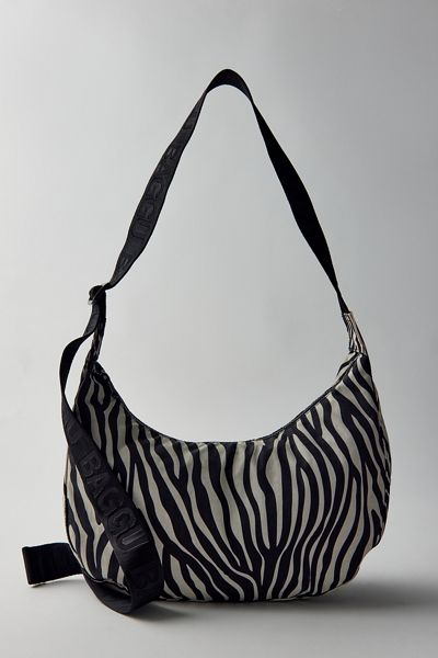 Sac Croissant Moyen en Nylon BAGGU