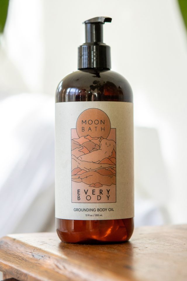 Moon Bath Every Body Grounding Body Oil | Urban Outfitters