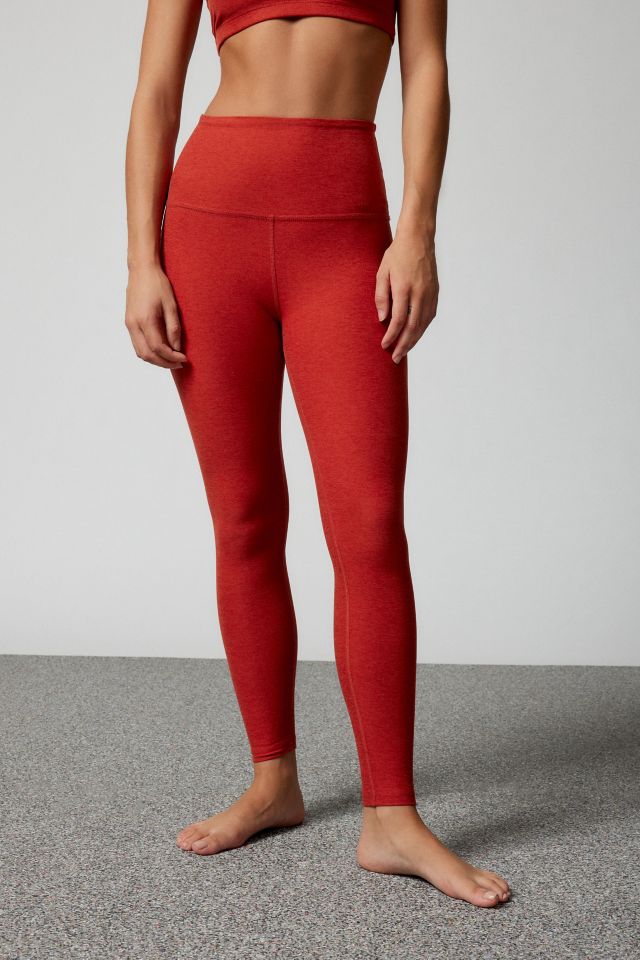 Beyond Yoga Softshine Sparkly High-Waisted Midi Legging  Urban Outfitters  Japan - Clothing, Music, Home & Accessories