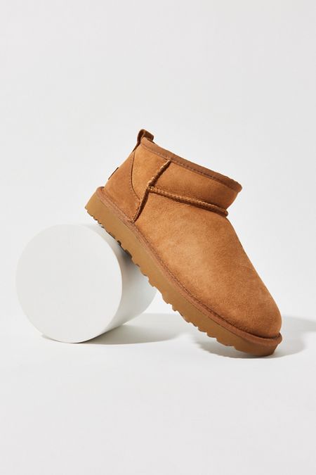 UGG Classic Slipper | Urban Outfitters UGG Classic Slipper | Urban Outfitters