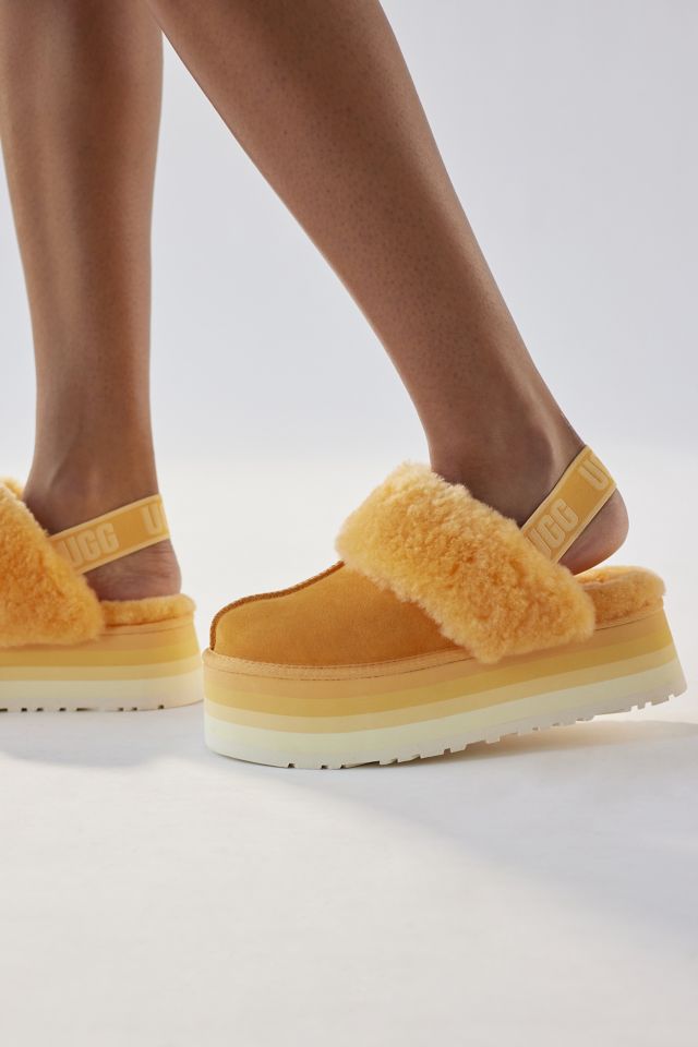 UGG Funkette Slipper | Urban Outfitters Canada