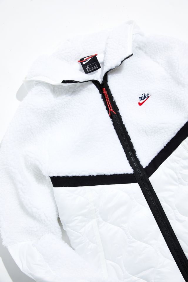 nike sportswear heritage essentials