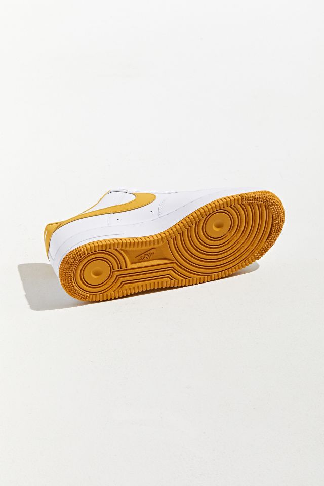 Nike Air Force 1 07 LV8 Sneaker #3