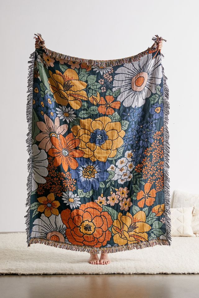 Mountain Flowers Woven Throw Blanket - Shop Online on roomtery