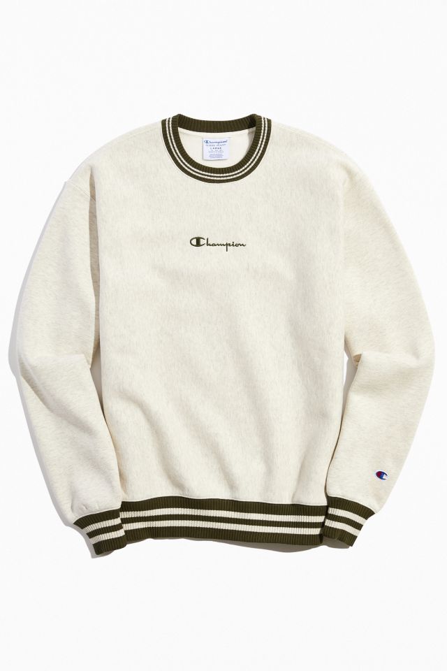 Champion sweater urban 2025 outfitters en español