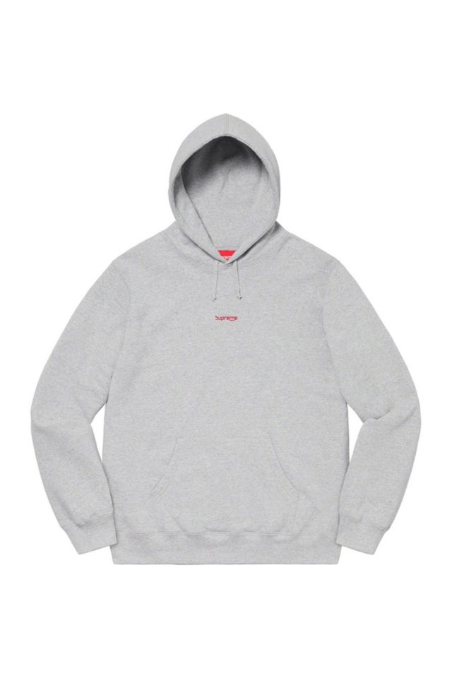 Available tmrw @11AM‼️ Supreme Hoodie Sz M $200 Shipping available 📦  Trades accepted Dm us♻️