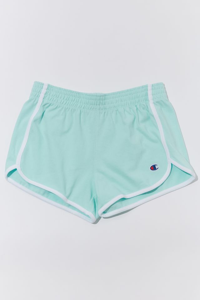 Dolphin shorts and crop tops. : r/mtfashion