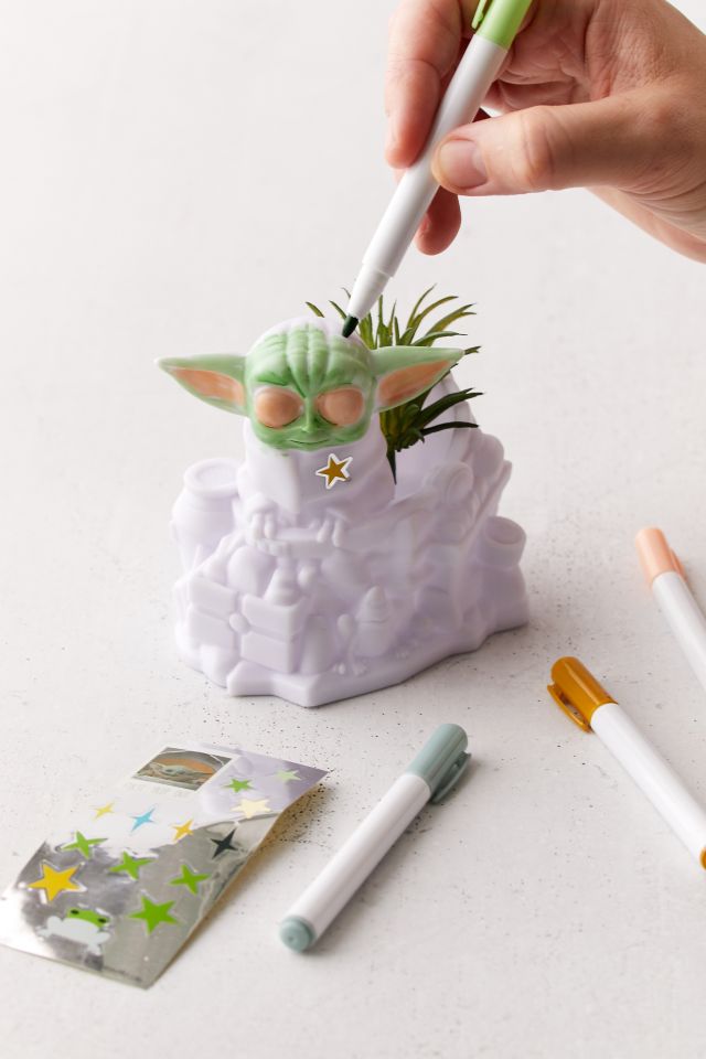 The Mandalorian DIY Planter #1