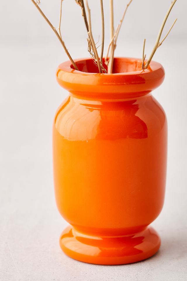 Alia Resin Vase #2