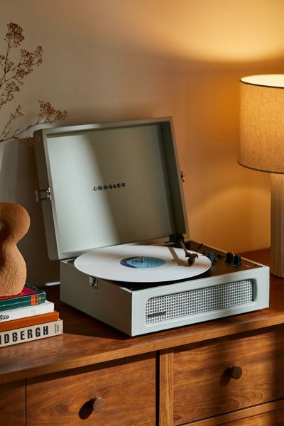 Crosley Voyager Bluetooth Record Player | Urban Outfitters