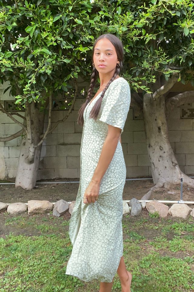 green emerald velvet dress Solem Midi Dress