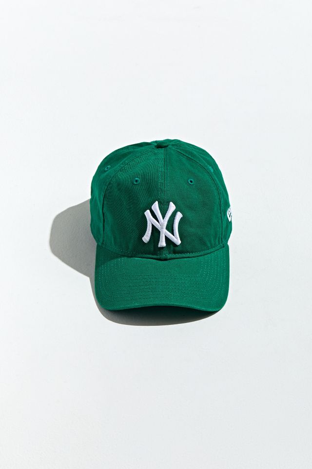 Urban outfitters shop yankees hat