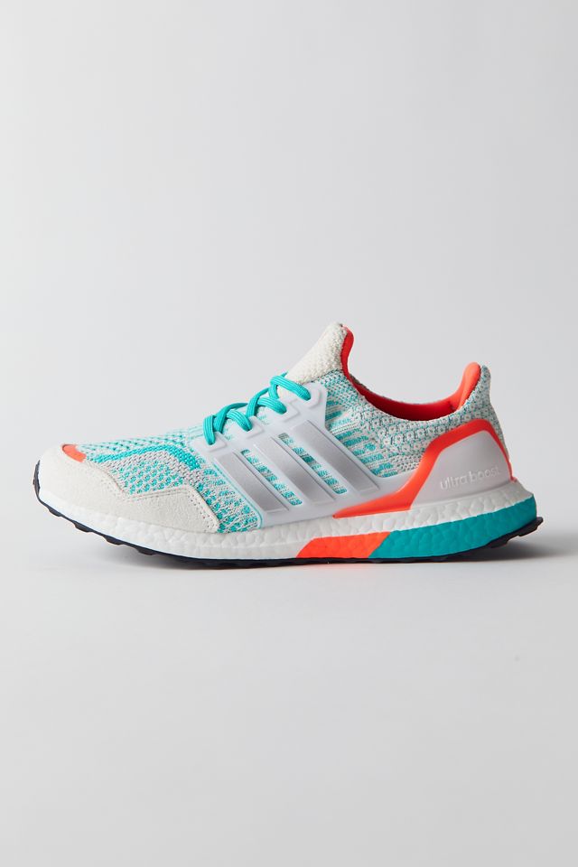 adidas gazelle silver green womens Ultraboost 5.0 DNA FY9354