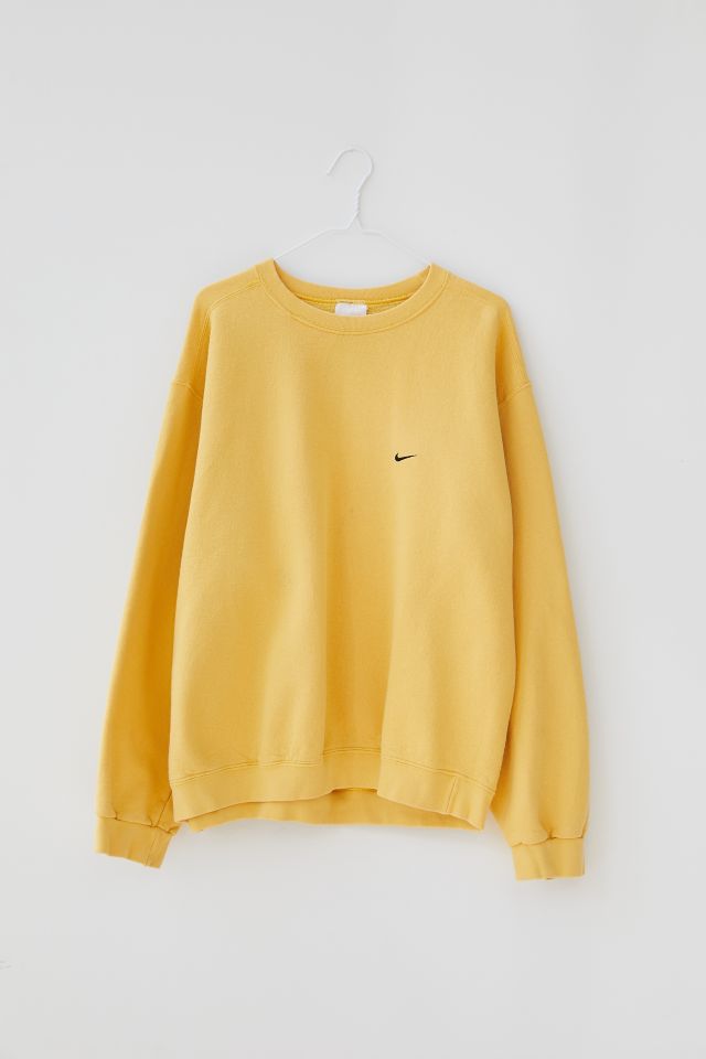 Nike yellow crew neck online