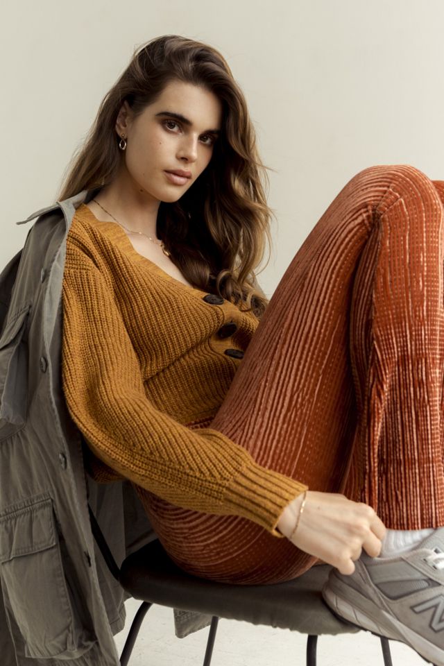 UO Rosie Velvet Plisse Flare Pant #1