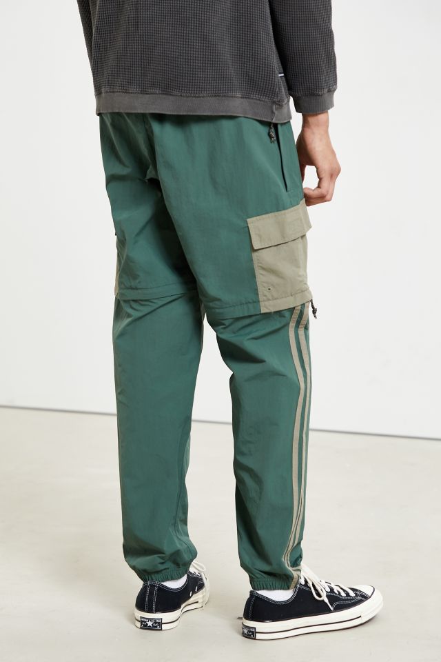 adidas 2-in-1 Zip-off Cargo Wind Pant in Green for Men