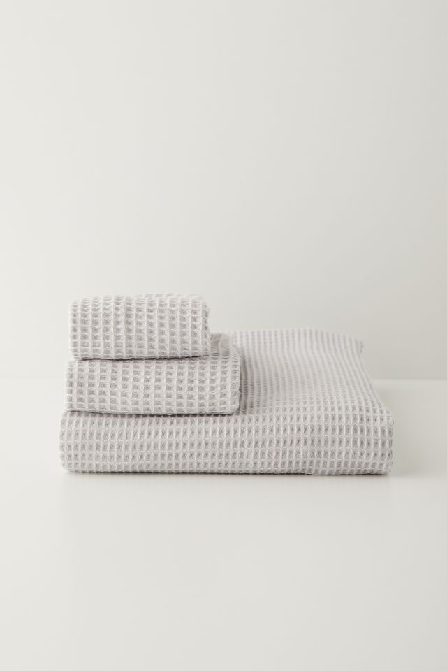 ettitude Bamboo Lyocell Waffle Towel Set Urban Outfitters