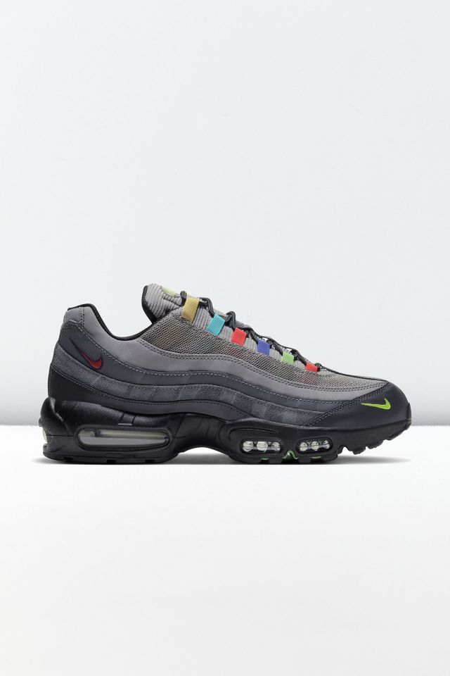 Nike Air Max 95 Sneaker | Urban Outfitters