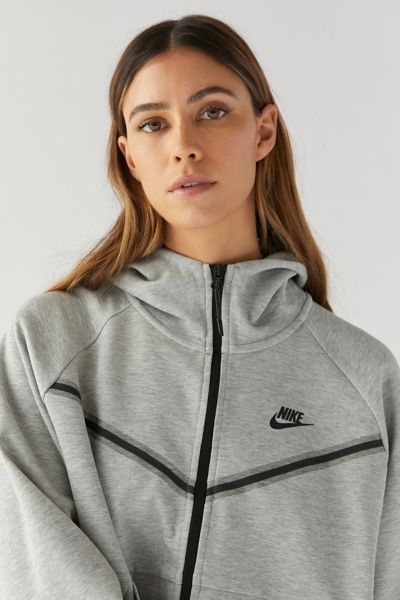 Nike hoodie urban outfitters best sale