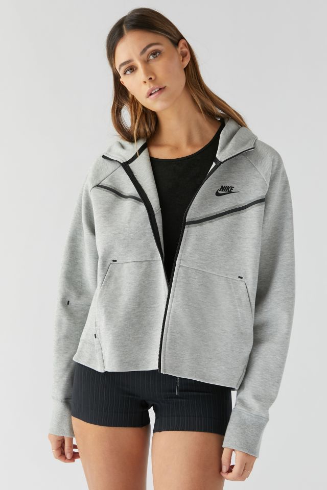 Nike hoodie urban outfitters best sale