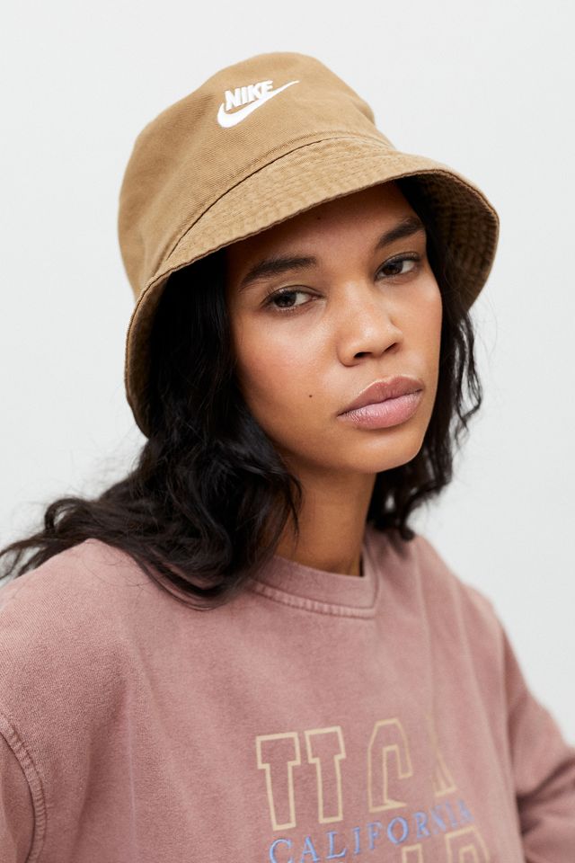 Nike Sportswear Futura Bucket Hat | Urban Outfitters